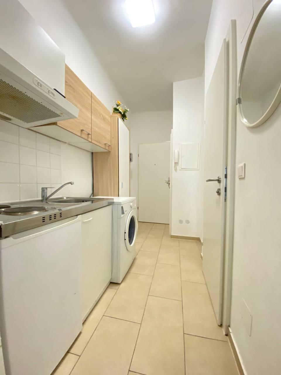 Deluxe Studio In Josefstaedter Strasse Area Apartment Wien